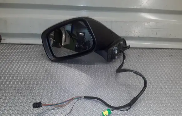 Peugeot 807 Front door electric wing mirror E2021011