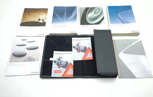 Lexus IS 220D-250-350 Owners service history hand book 