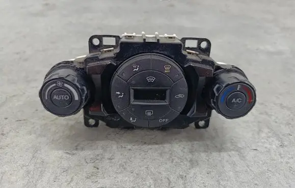 Ford Fiesta Climate control/heater control trim