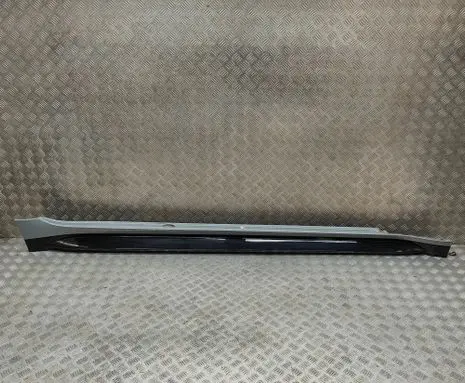BMW M3 G80 Sill 8072640