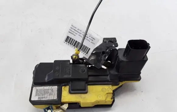 Volvo XC70 Rear door lock