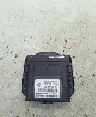 Volkswagen Touareg II Gearbox control unit/module 0C8927750CG SBYM002654 002S2466