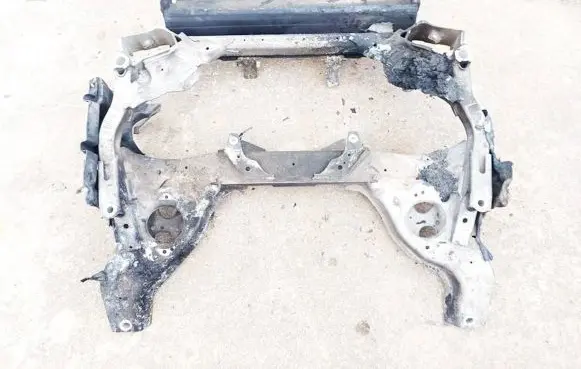 BMW 1 E81 E87 Front subframe
