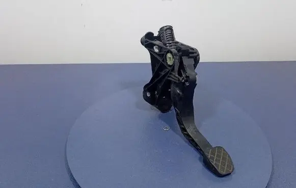 Skoda Superb B5 (3U) Accelerator throttle pedal 5Q1721059HP