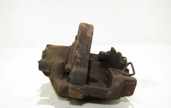 Skoda Superb B6 (3T) Front brake caliper