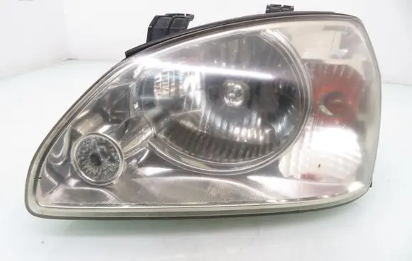 KIA Carens II Headlight/headlamp