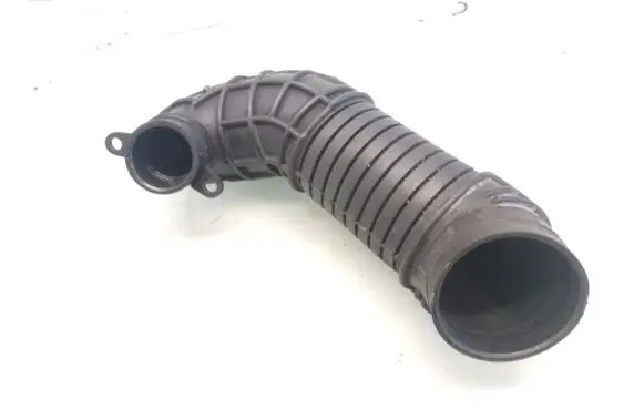 Audi A4 S4 B7 8E 8H Air intake duct part 8E0129615J