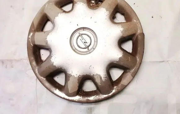 Opel Astra G R15 wheel hub/cap/trim 90498213dr 90498214ds