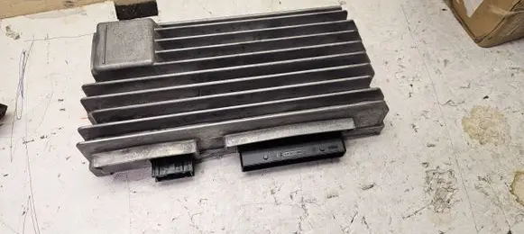 Audi Q5 SQ5 Sound amplifier 8T1035223 BANGOLUFSEN