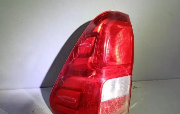 Toyota Hilux (AN10, AN20, AN30) Headlight/headlamp 815600k291