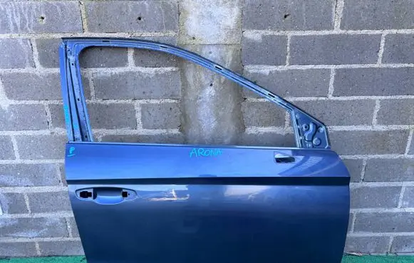 Seat Arona Front door 