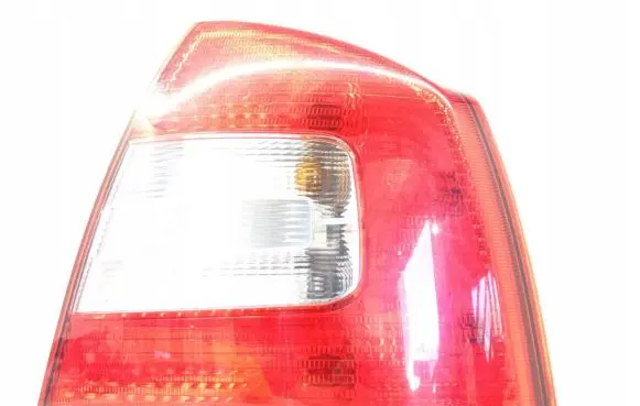 Skoda Octavia Mk2 (1Z) Rear/tail lights 1Z5945096B