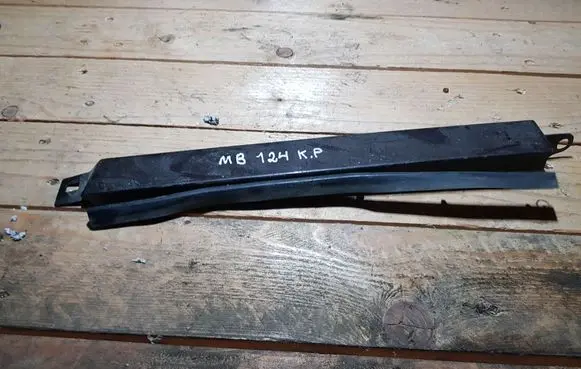 Mercedes-Benz E W124 Rear/tail light trim molding 1248850385