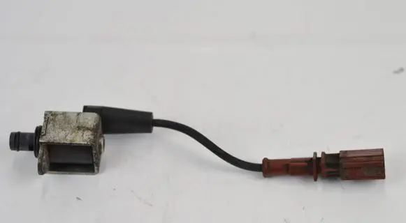 Volkswagen Caddy Coolant heater control valve 04L907284 10253003 160116064734