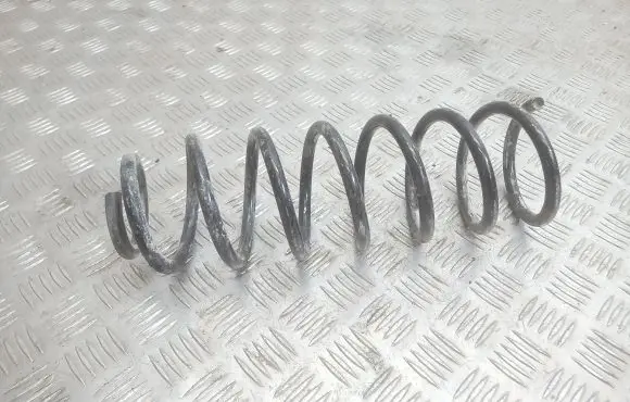 Audi A4 S4 B5 8D Rear coil spring