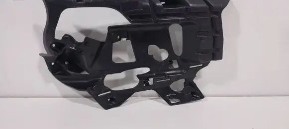 Volvo V60 Front bumper mounting bracket 31323841