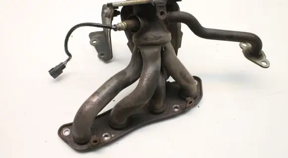 Toyota Auris E180 Exhaust manifold