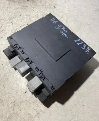 Volkswagen PASSAT B6 Comfort/convenience module 3C0937049J F005V00530 H37S1301