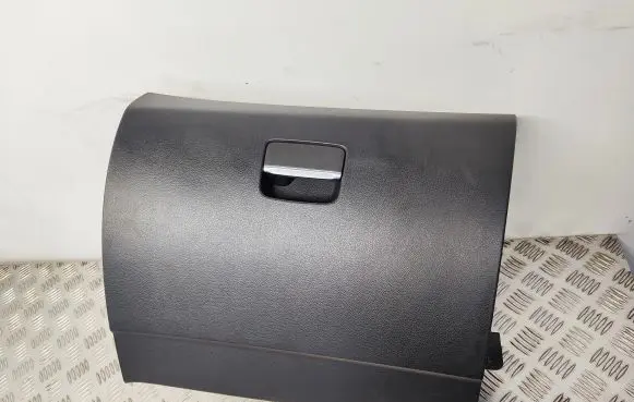 Mercedes-Benz B W246 W242 Glove box set 2012659