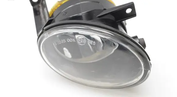 Volkswagen Touran I Front fog light 5K0941700A