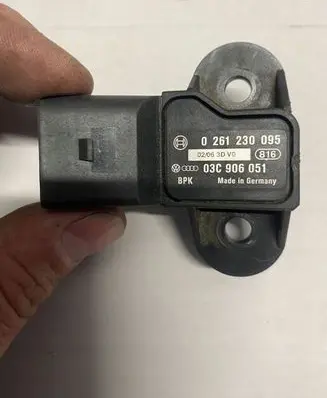 Skoda Fabia Mk1 (6Y) Air pressure sensor 03C906051