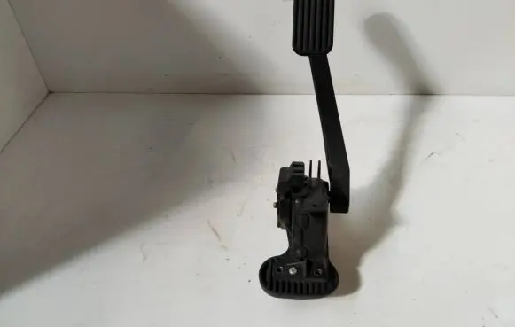 Volvo S60 Accelerator throttle pedal 30683514 6PV00853713 1012905