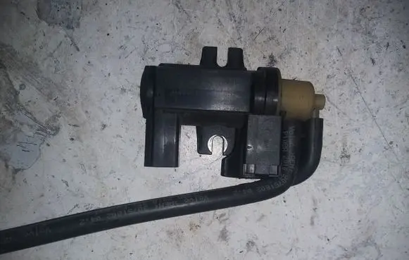 Volvo XC60 Turbo solenoid valve 31293964