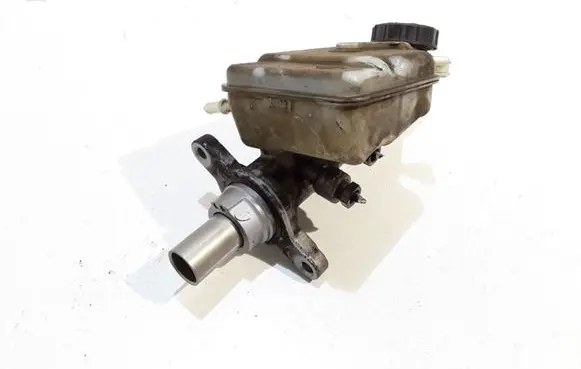Ford Focus Master brake cylinder AV612140J