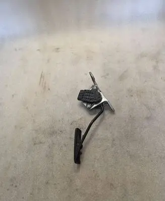 Subaru Legacy Accelerator throttle pedal 36010ag021