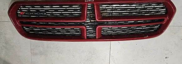 Dodge Durango III Front bumper upper radiator grill