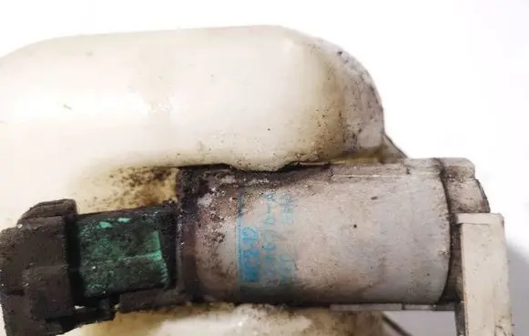 Windscreen/windshield washer pump