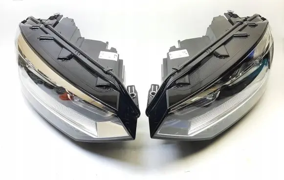 Volkswagen Touran III Headlight/headlamp 5TB941036B