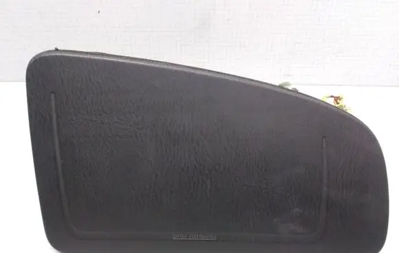 Mazda 626 Passenger airbag