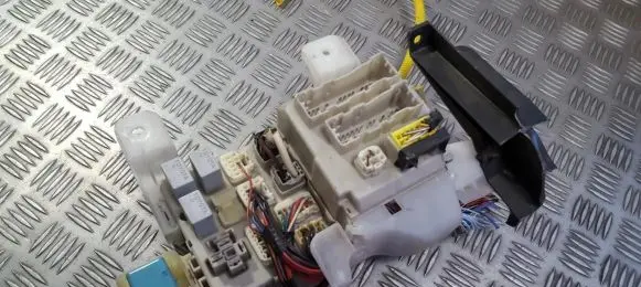 Fuse box set