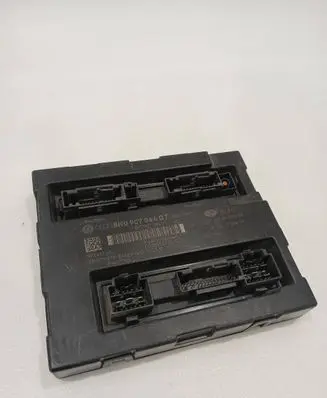 Audi A4 S4 B8 8K Comfort/convenience module 8K0907064DT
