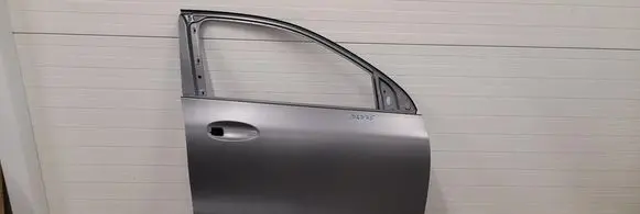 Mercedes-Benz GLA W156 Front door