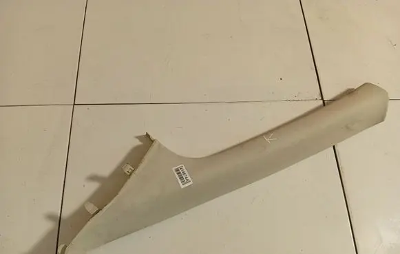 (C) pillar trim
