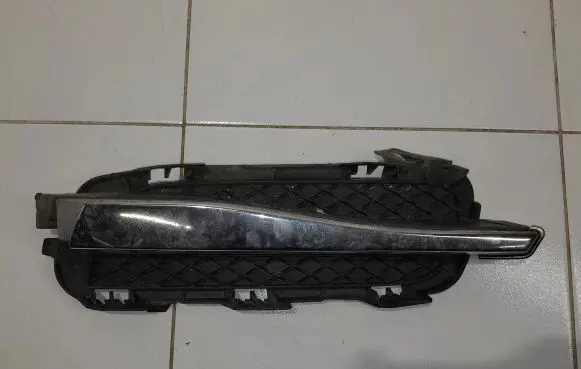 Jaguar XF X250 Front bumper lower grill NOCODE