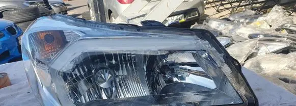 Subaru Forester SJ Headlight/headlamp 