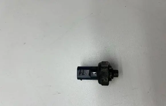 BMW 5 E60 E61 Air conditioning (A/C) pressure sensor 499000 7111