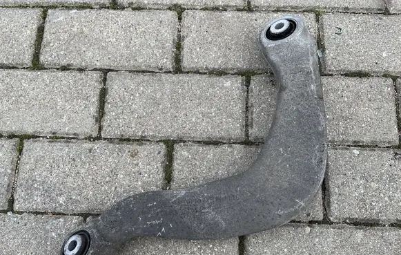 Audi A7 S7 4G Rear upper control arm/wishbone 8K0505324H