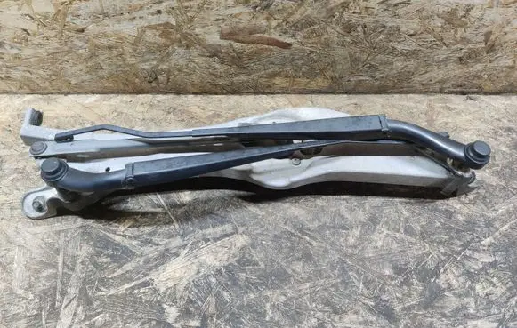 Cadillac SRX Front wiper linkage and motor 27587171 W000002259