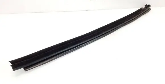 Tesla Model X Rubber seal rear door 103217900C