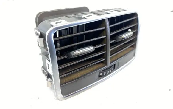 Audi A6 S6 C6 4F Rear air vent grill 4F0819203B
