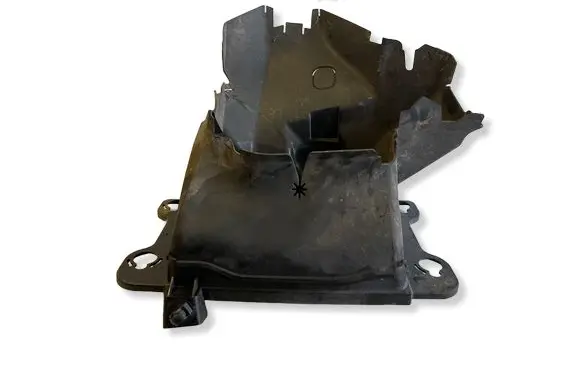 Volkswagen Touareg III Intercooler air channel guide 760117335A