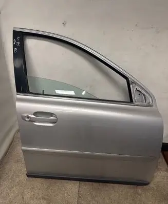 Volvo XC90 Front door