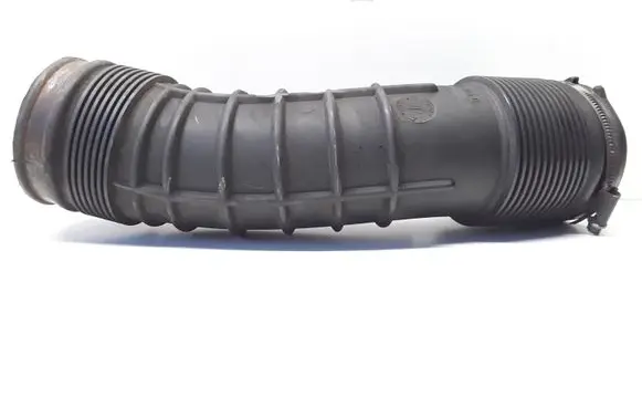 Volvo V70 Intercooler hose/pipe 6898050