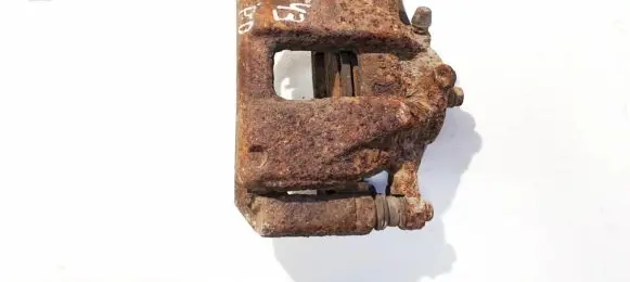 Honda CR-V Front brake caliper