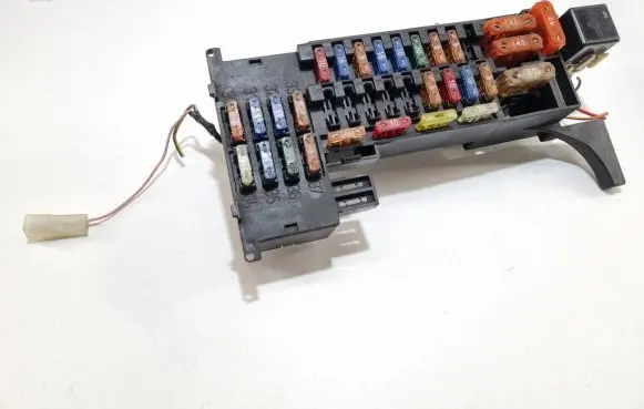 Mercedes-Benz SLK R170 Fuse module 0025422119 0025454201