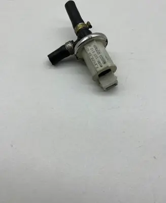 Audi A6 S6 C5 4B Turbo solenoid valve 028133517AD 93T249 72196603